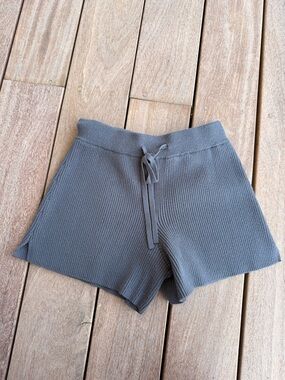 Abercrombie Ribbed Knit Drawstring Shorts — Gray